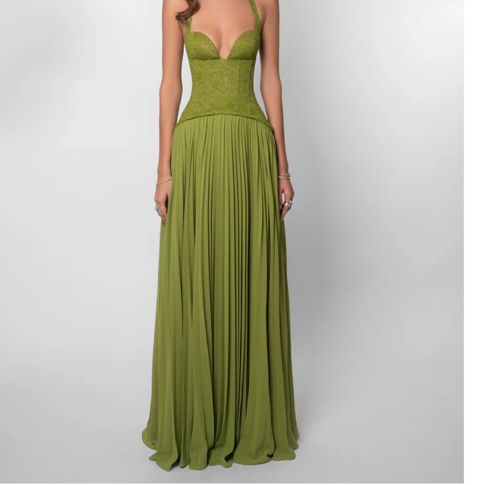 Elegant Green Backless Dress